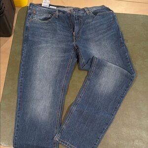 Levi's Blue Straight Jeans with Classic Denim Style